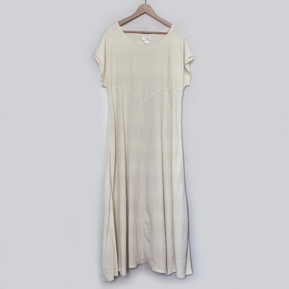 Ninth Moon Cream Crinkle Crepe Maternity Maxi Dress Sz Small - Picture 1 of 8